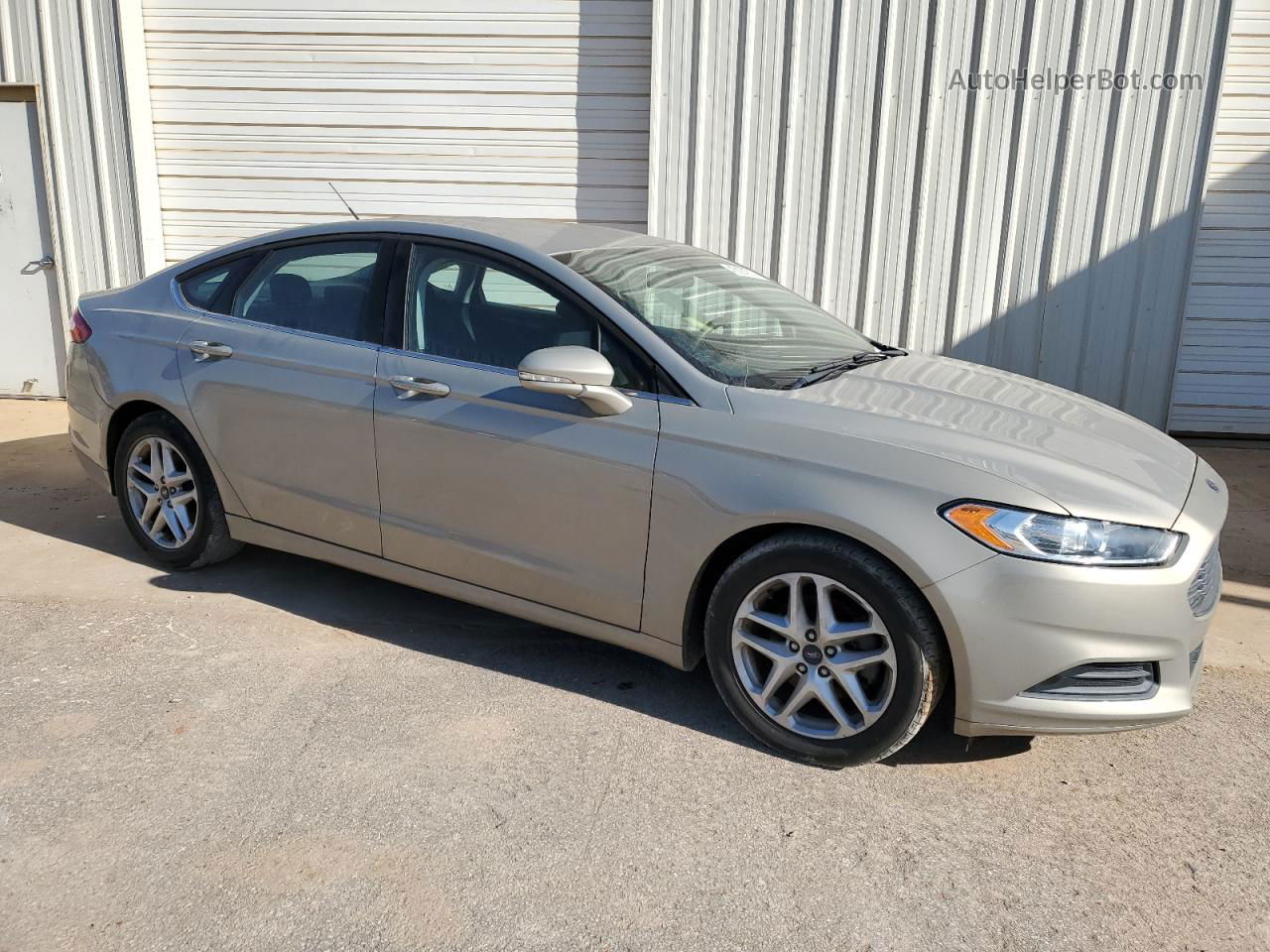 2015 Ford Fusion Se Beige vin: 3FA6P0H75FR231465