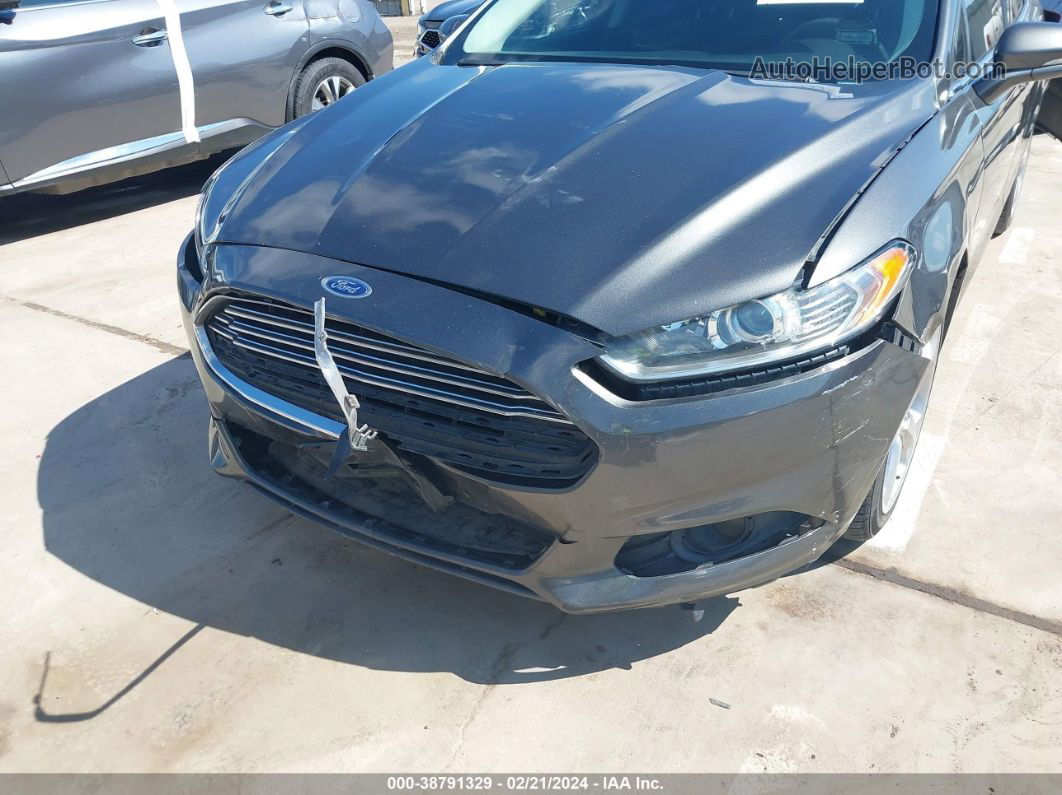 2016 Ford Fusion Se Серый vin: 3FA6P0H75GR132744