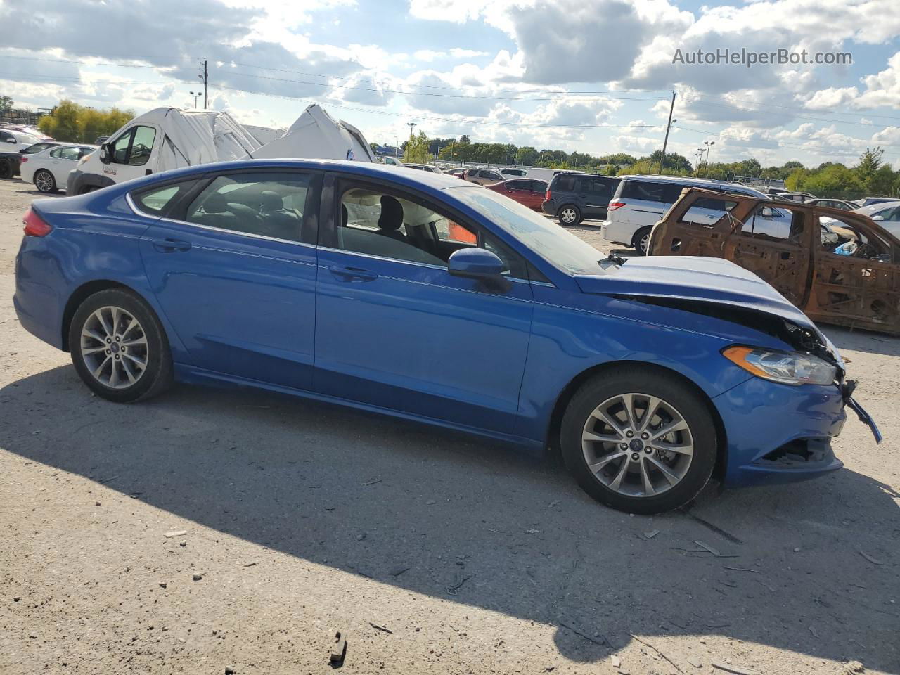 2017 Ford Fusion Se Синий vin: 3FA6P0H75HR412679