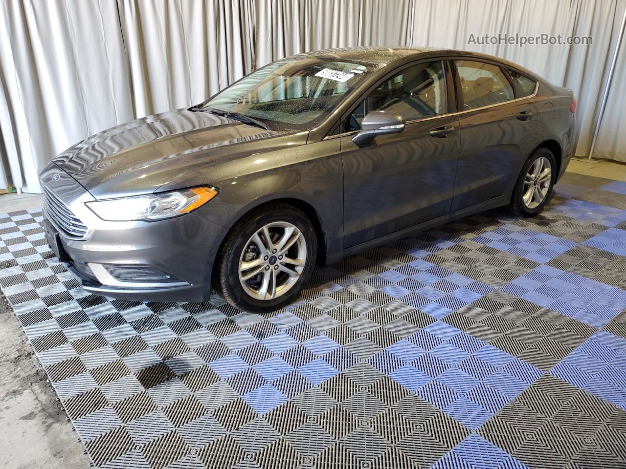 2018 Ford Fusion Se Gray vin: 3FA6P0H76JR117564