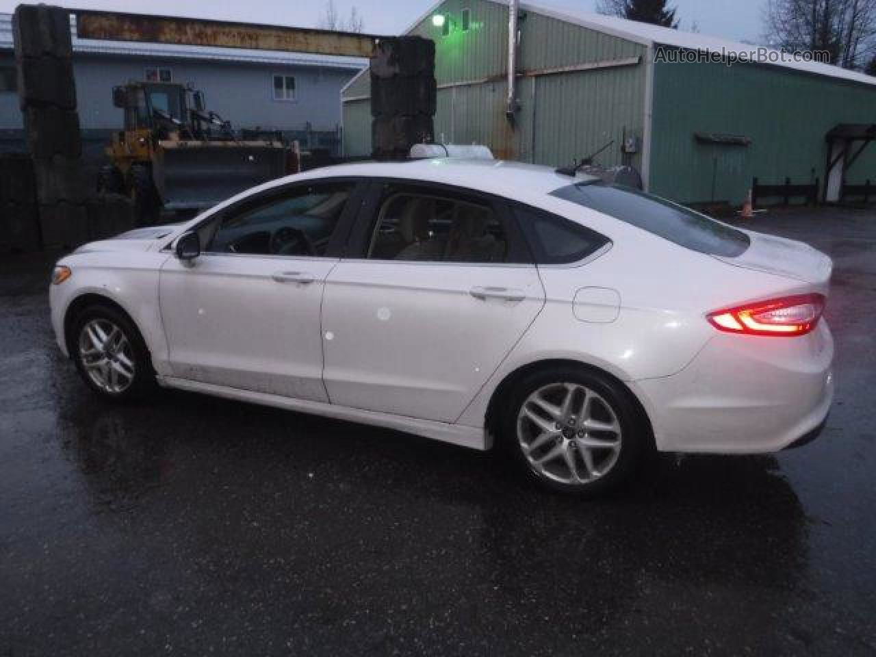 2013 Ford Fusion Se Белый vin: 3FA6P0H77DR143241