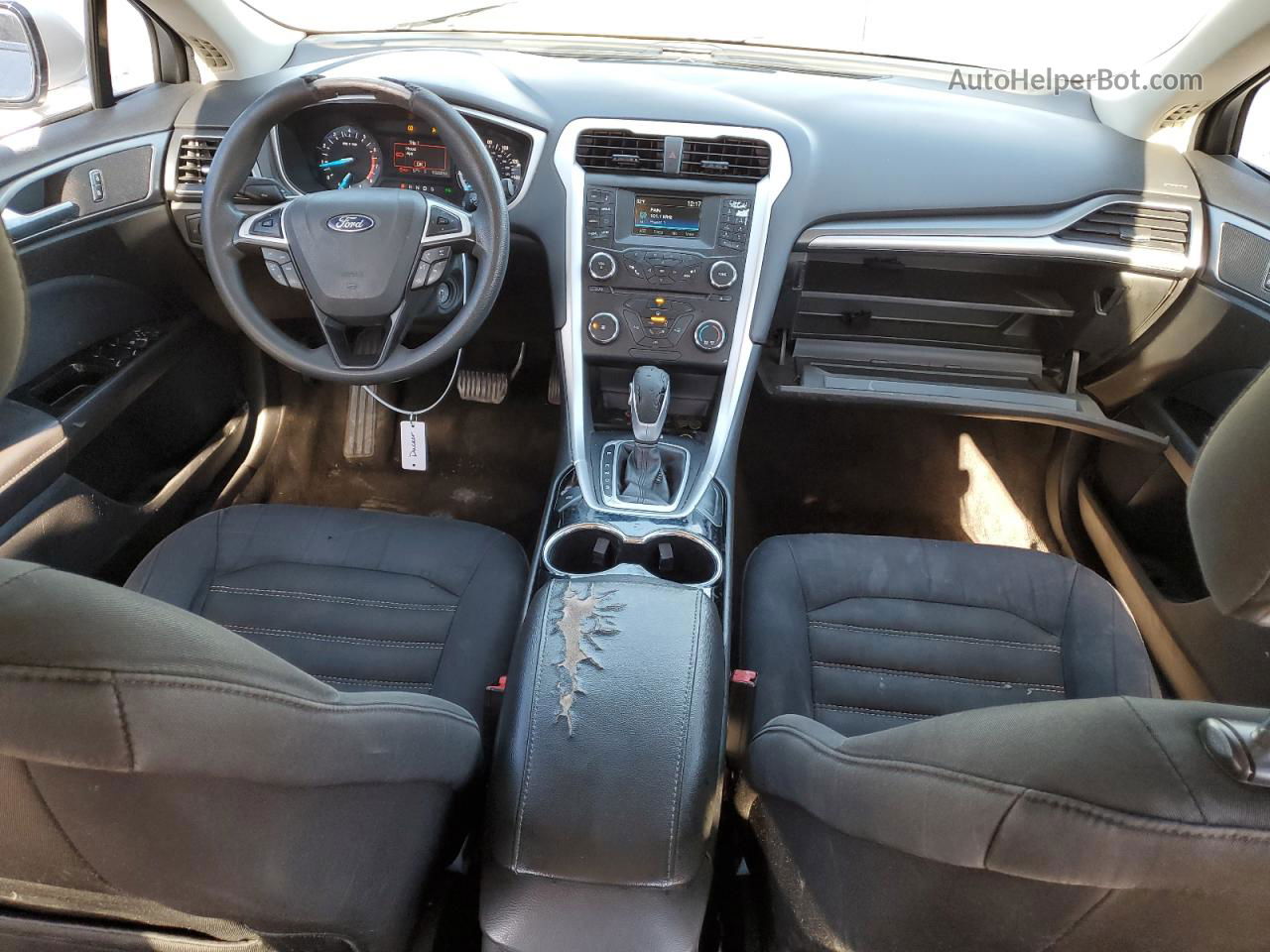 2014 Ford Fusion Se Серебряный vin: 3FA6P0H77ER294419