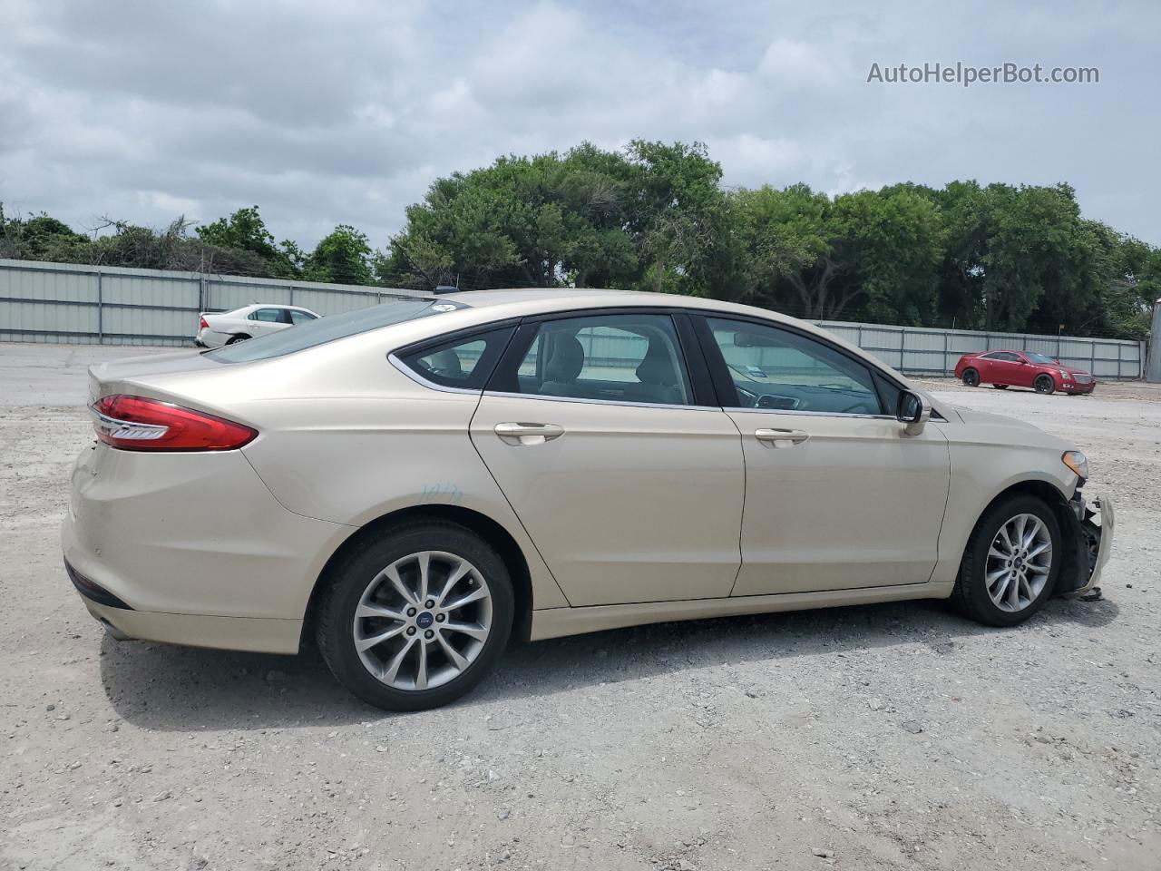 2017 Ford Fusion Se Золотой vin: 3FA6P0H77HR382990