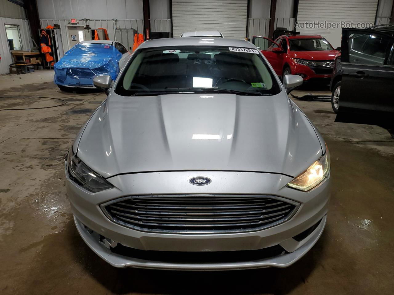 2018 Ford Fusion Se Silver vin: 3FA6P0H77JR250110