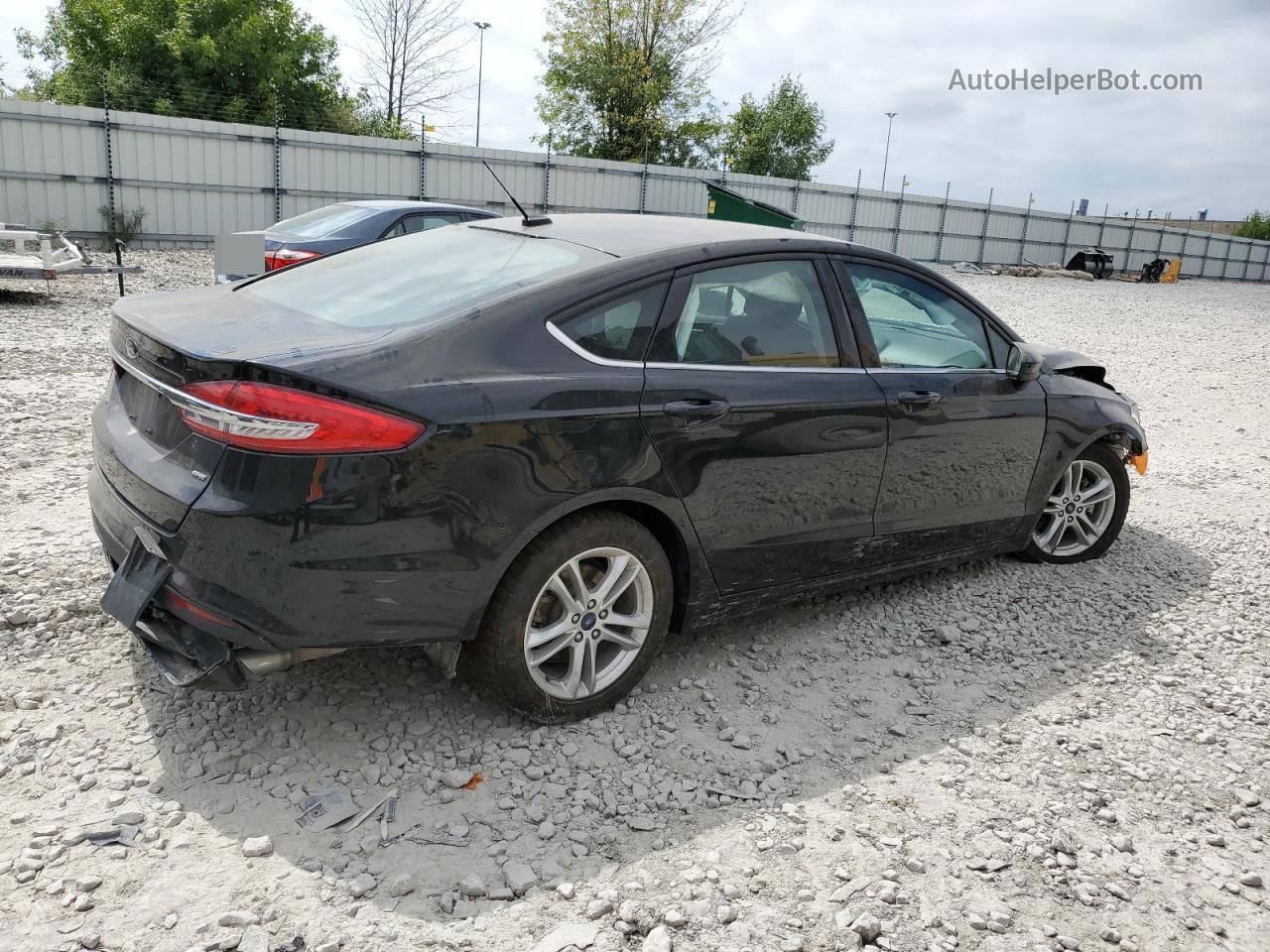 2018 Ford Fusion Se Черный vin: 3FA6P0H78JR226981