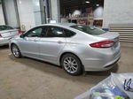 2017 Ford Fusion Se Серебряный vin: 3FA6P0H79HR235229