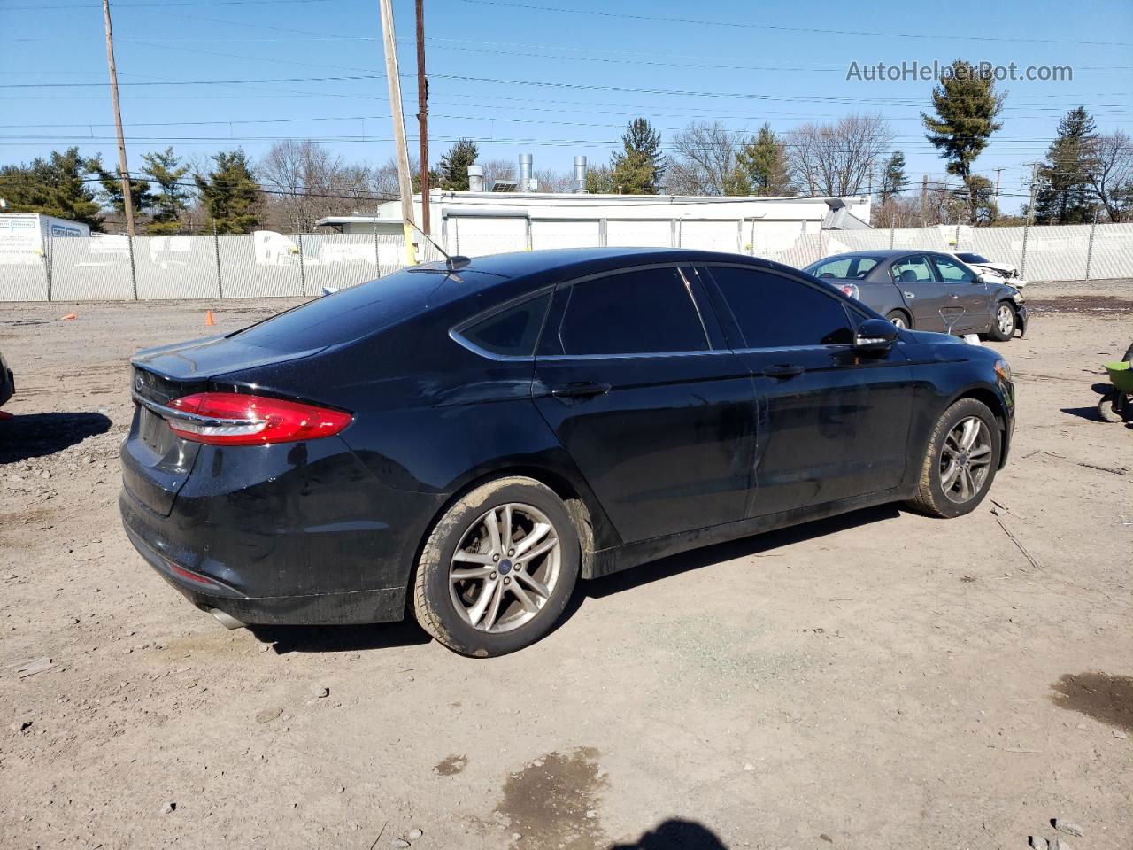 2018 Ford Fusion Se Черный vin: 3FA6P0H7XJR253664