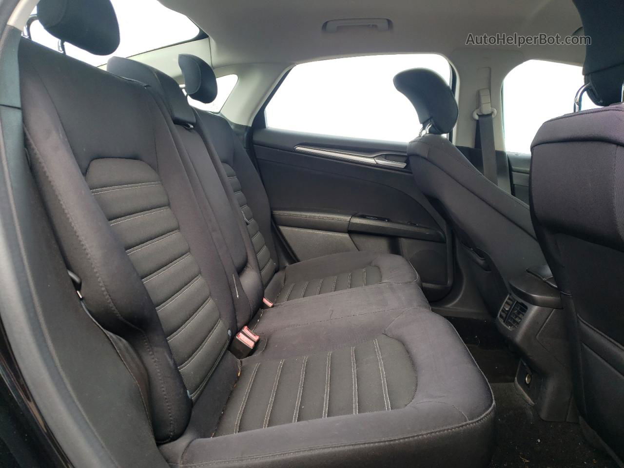 2014 Ford Fusion Se Черный vin: 3FA6P0HD0ER118978