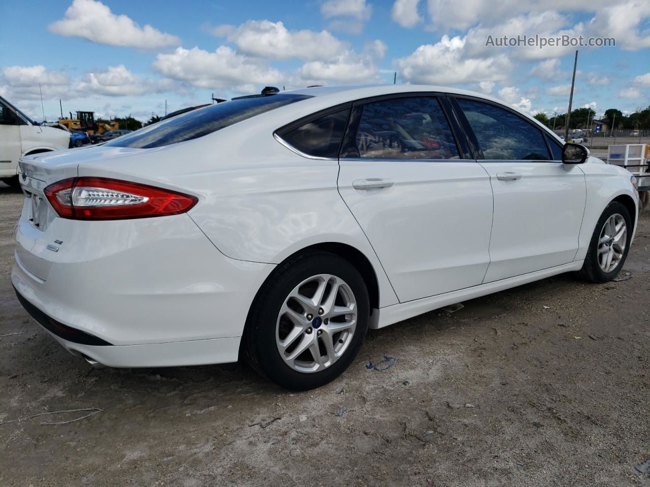 2014 Ford Fusion Se White vin: 3FA6P0HD1ER284992