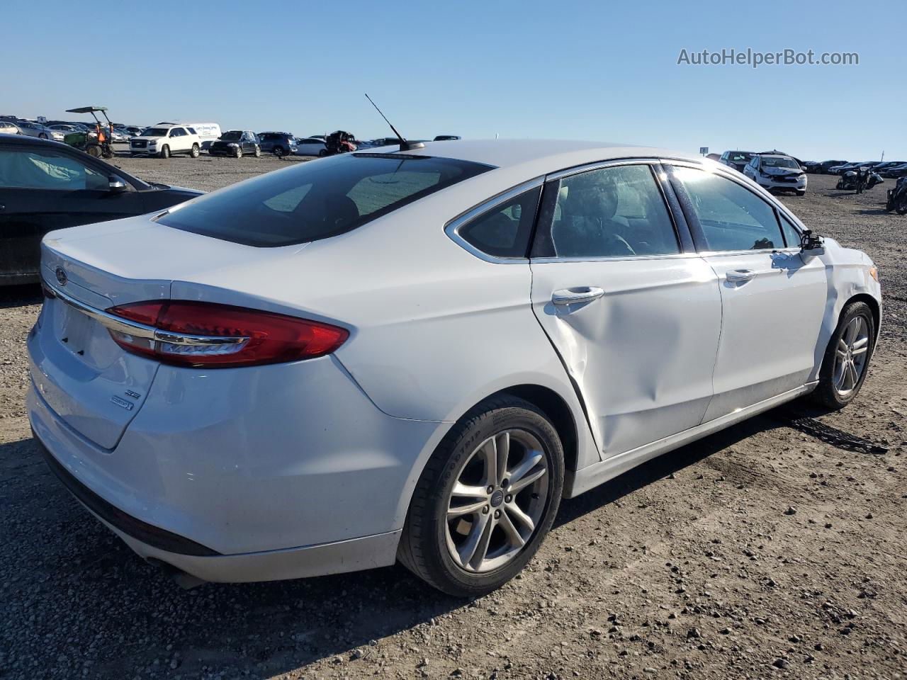 2018 Ford Fusion Se White vin: 3FA6P0HD1JR198124