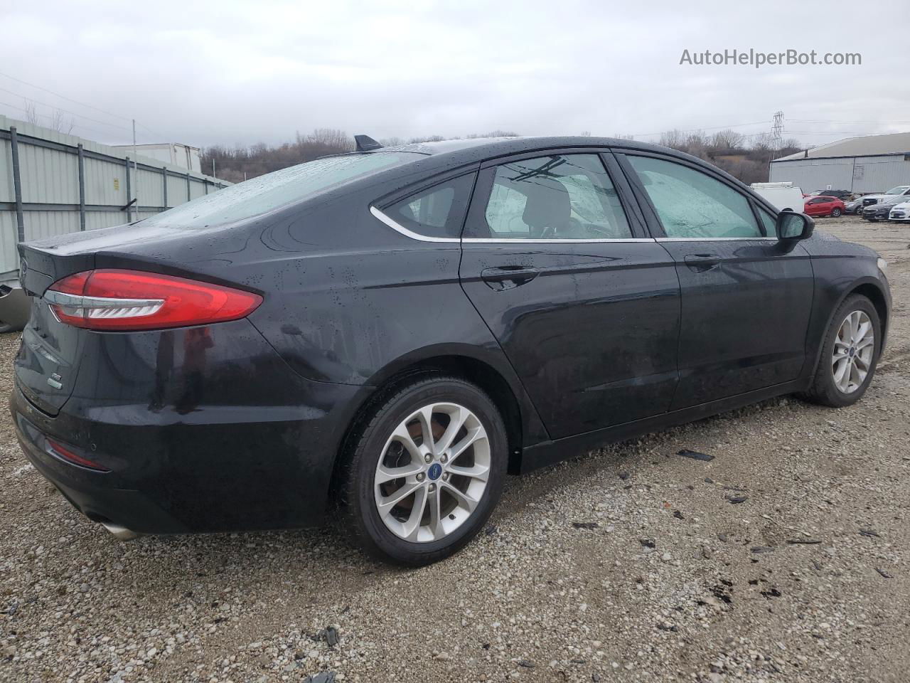 2020 Ford Fusion Se Черный vin: 3FA6P0HD2LR202300