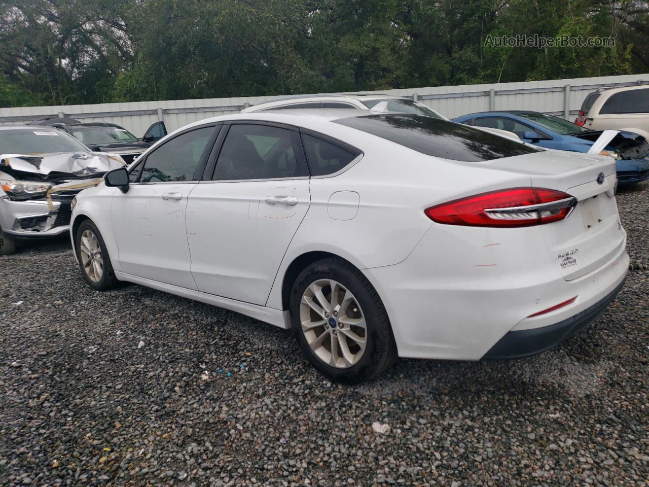 2019 Ford Fusion Se Белый vin: 3FA6P0HD3KR116301