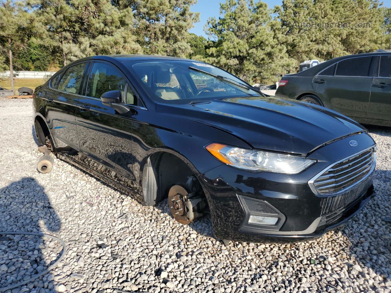 2019 Ford Fusion Se Черный vin: 3FA6P0HD3KR132546