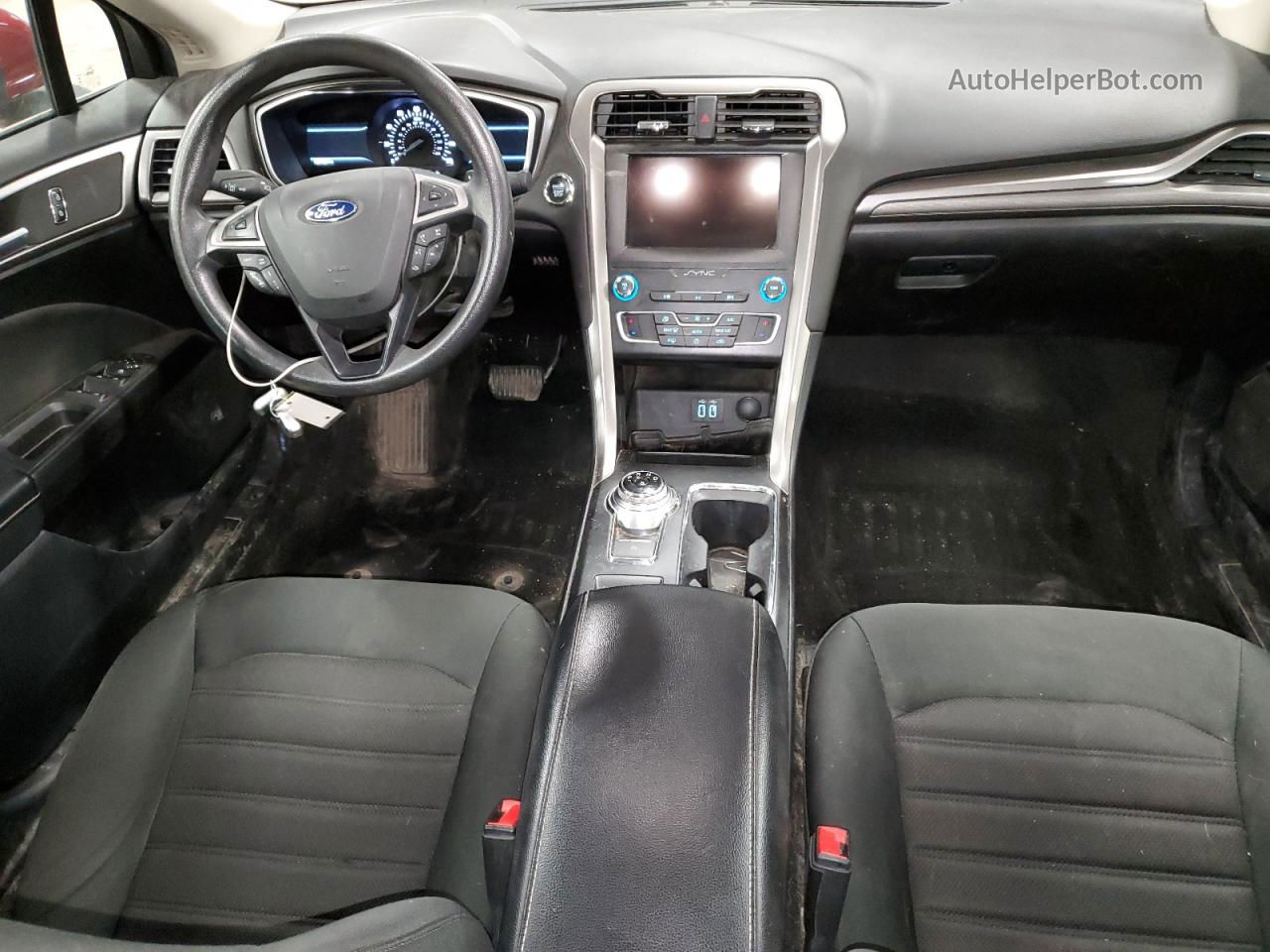 2019 Ford Fusion Se Красный vin: 3FA6P0HD4KR114508