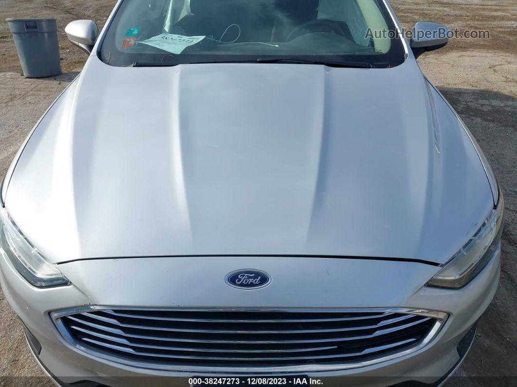 2019 Ford Fusion Se Серебряный vin: 3FA6P0HD4KR164051