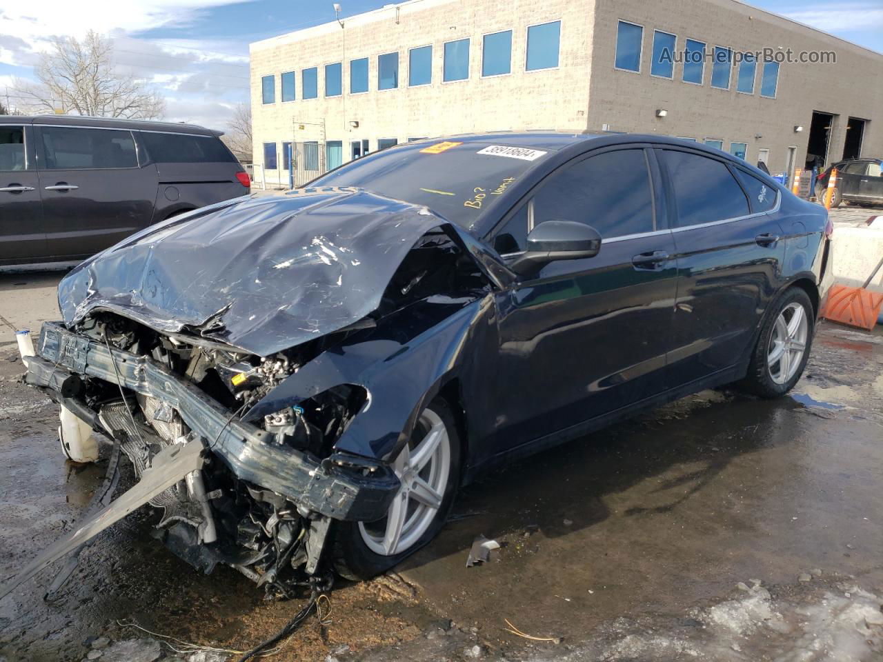 2020 Ford Fusion Se Синий vin: 3FA6P0HD4LR181112