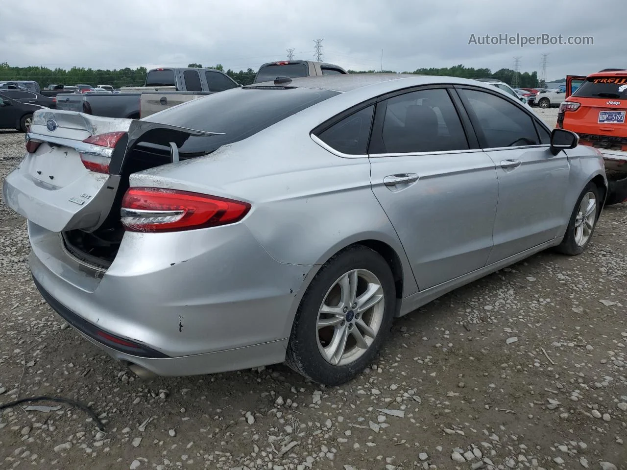 2018 Ford Fusion Se Серебряный vin: 3FA6P0HD5JR190074