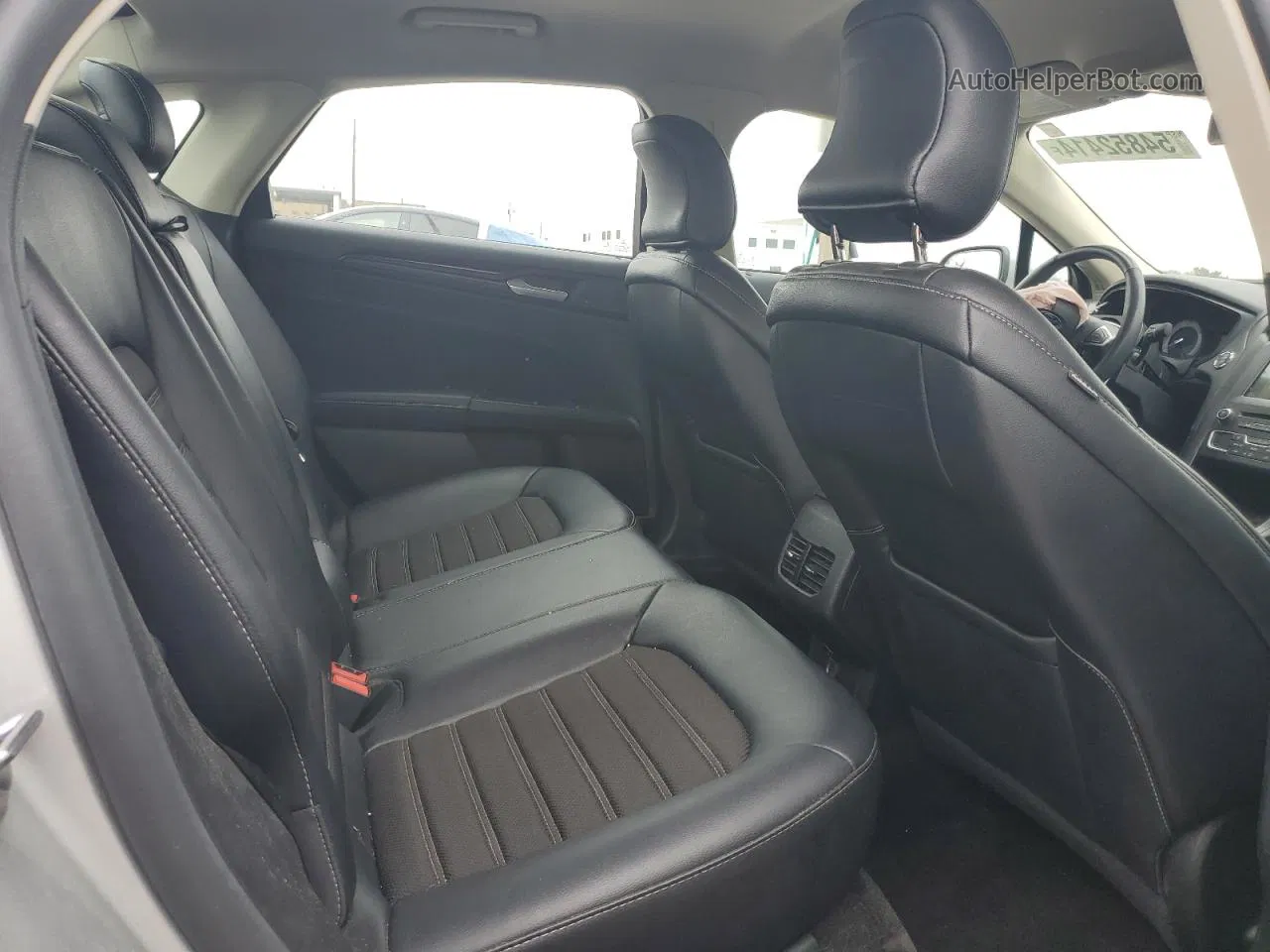 2018 Ford Fusion Se Silver vin: 3FA6P0HD5JR252847