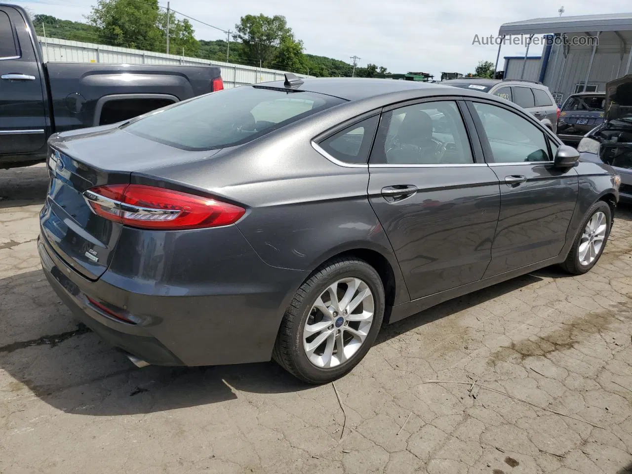 2020 Ford Fusion Se Серый vin: 3FA6P0HD5LR223917