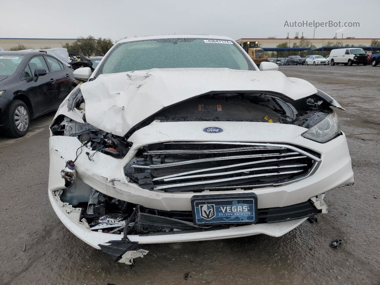 2018 Ford Fusion Se Белый vin: 3FA6P0HD6JR204709