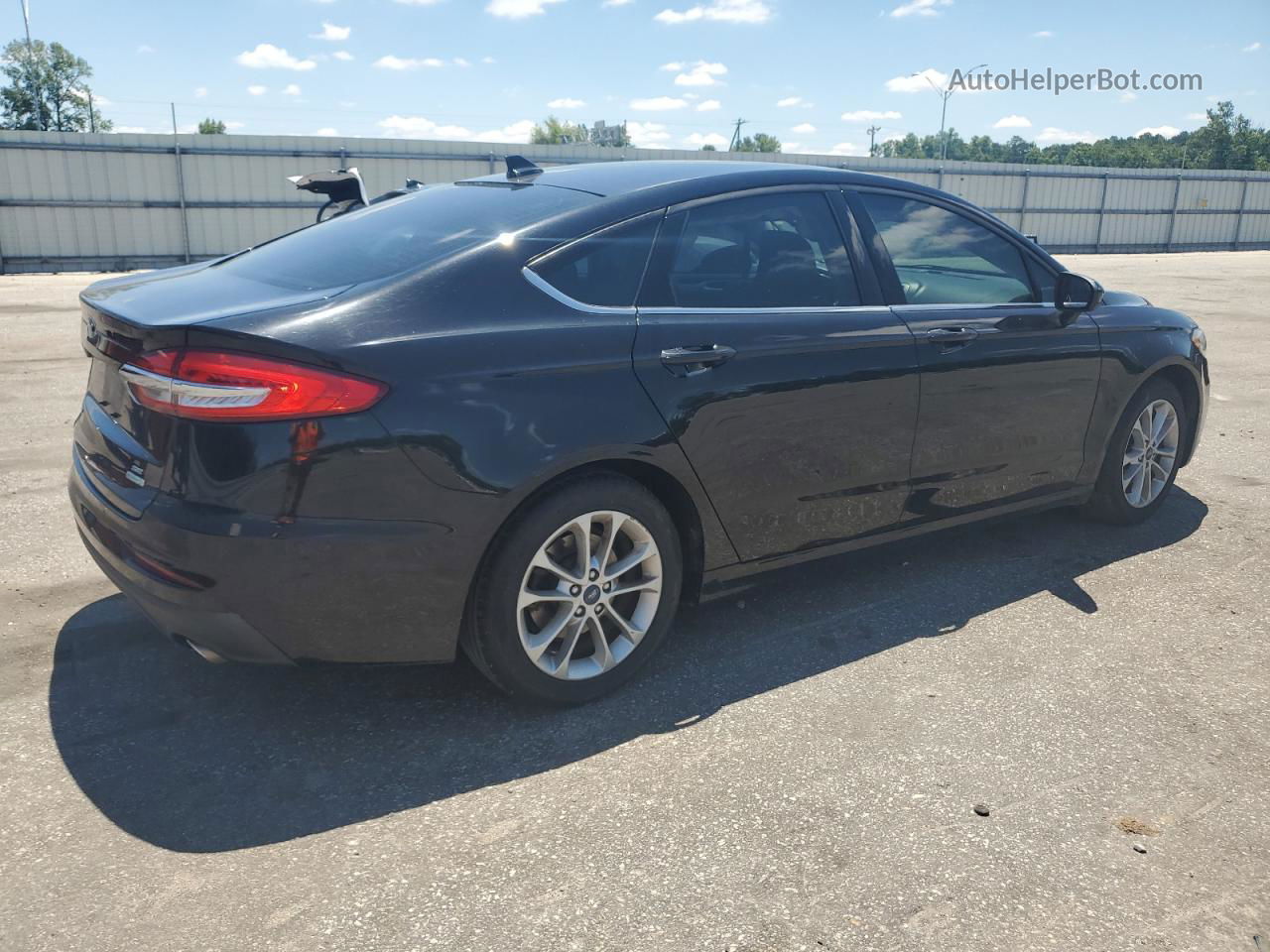 2019 Ford Fusion Se Black vin: 3FA6P0HD6KR126840