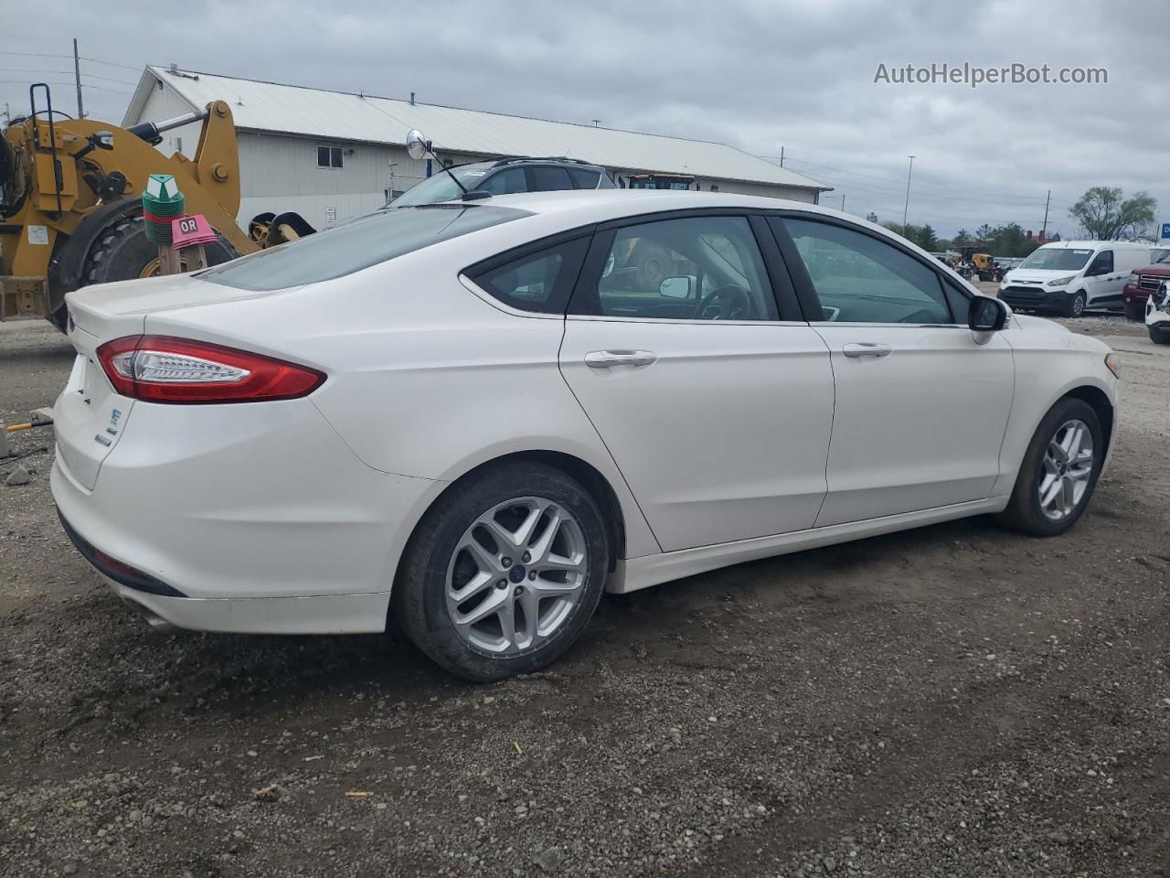 2014 Ford Fusion Se Белый vin: 3FA6P0HD7ER202103