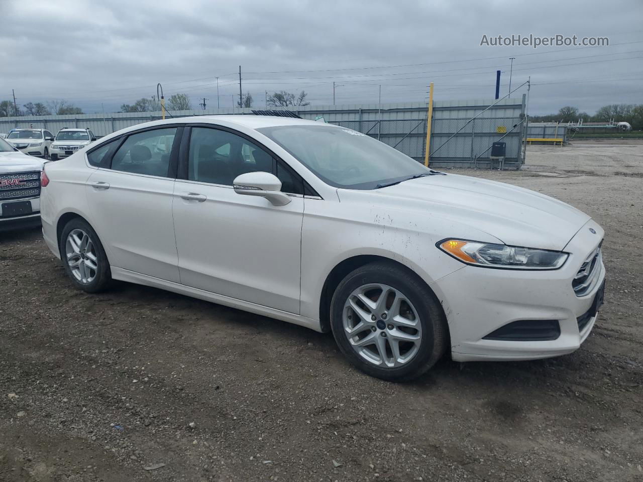 2014 Ford Fusion Se Белый vin: 3FA6P0HD7ER202103