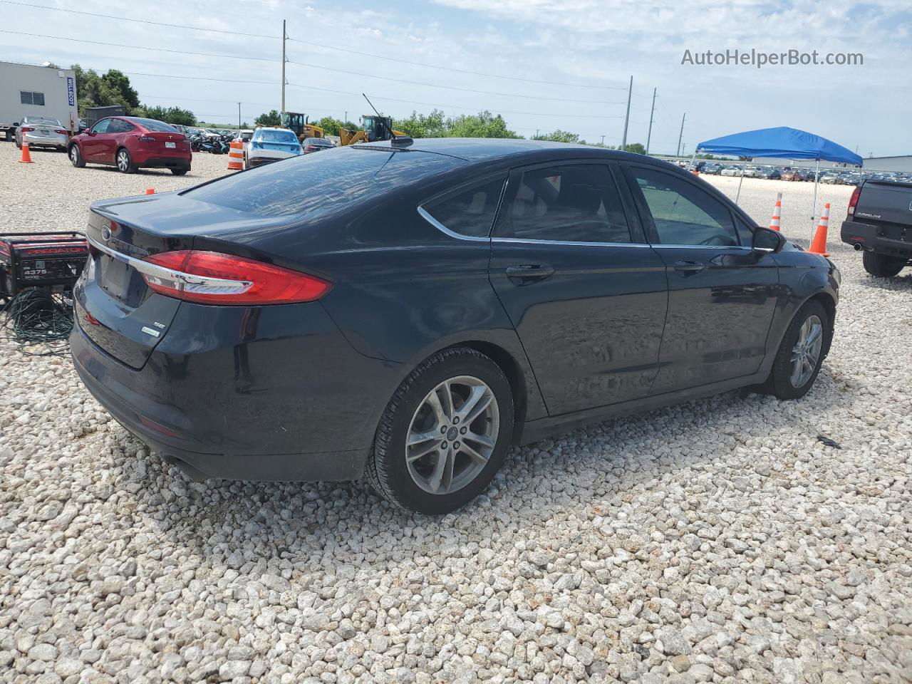 2018 Ford Fusion Se Black vin: 3FA6P0HD7JR180551