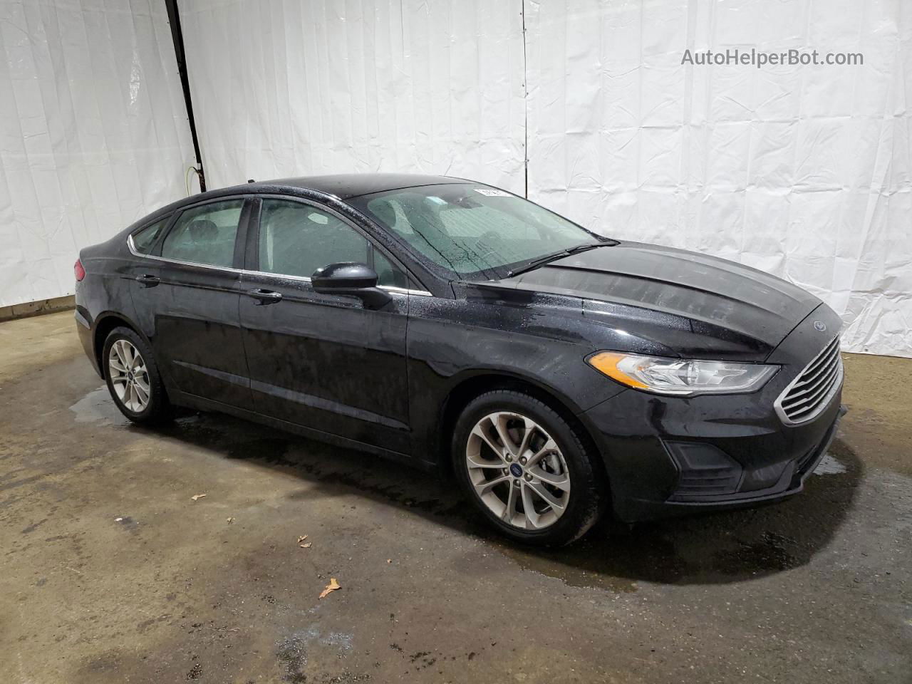 2019 Ford Fusion Se Черный vin: 3FA6P0HD7KR203411