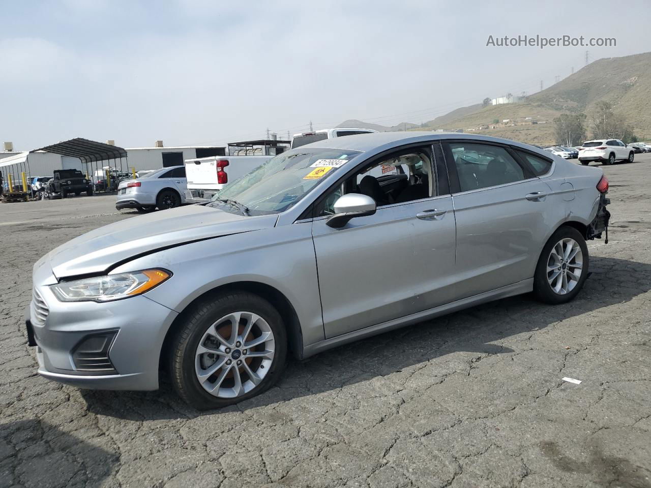 2020 Ford Fusion Se Silver vin: 3FA6P0HD7LR114102