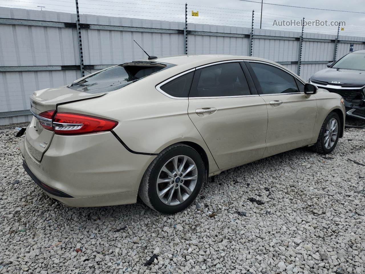 2017 Ford Fusion Se Tan vin: 3FA6P0HD8HR318995