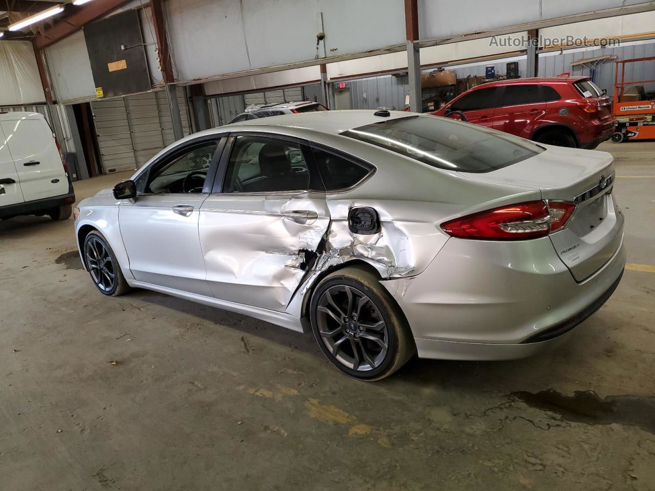 2018 Ford Fusion Se Серебряный vin: 3FA6P0HD8JR154508