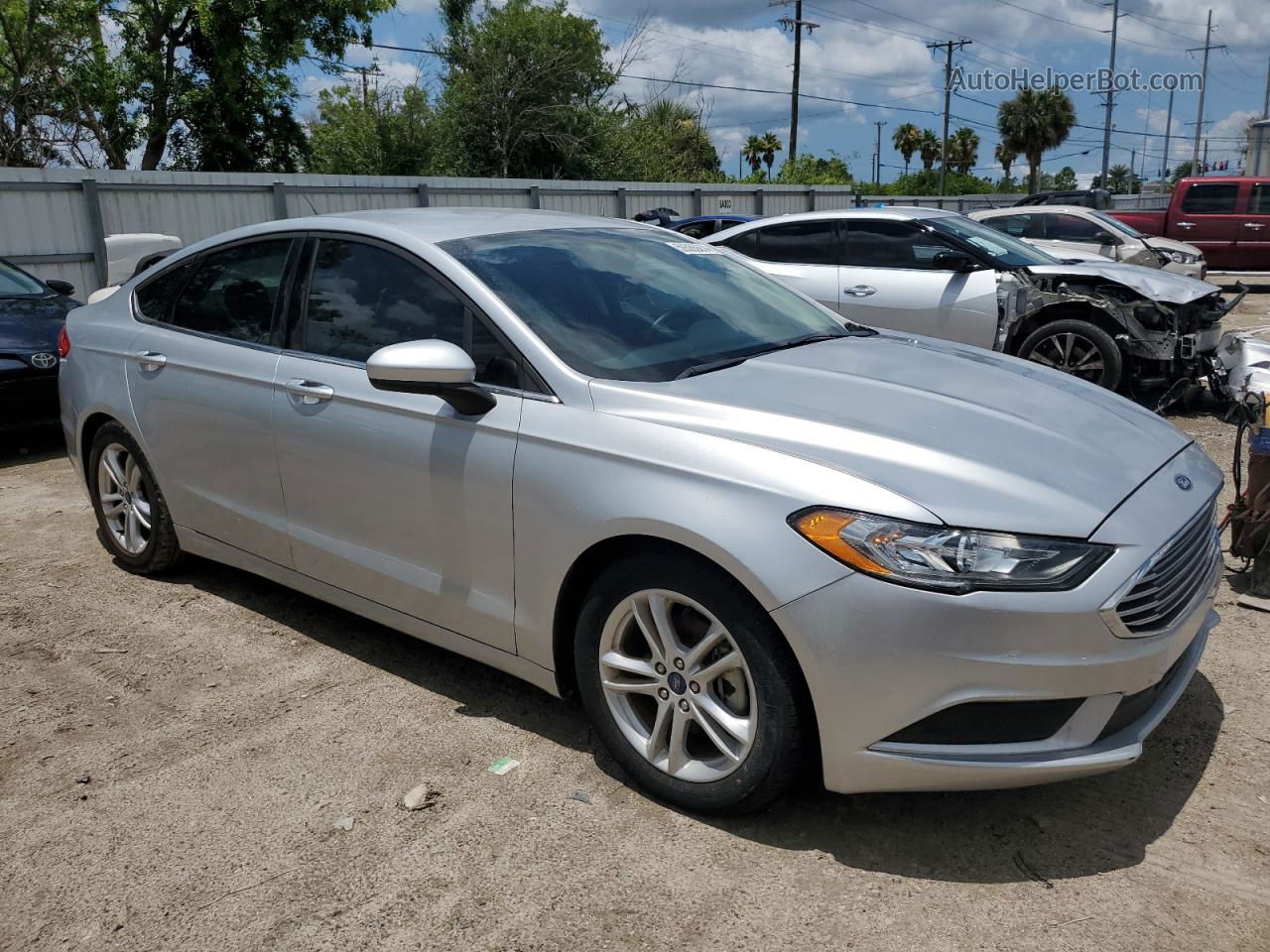 2018 Ford Fusion Se Silver vin: 3FA6P0HD8JR216764