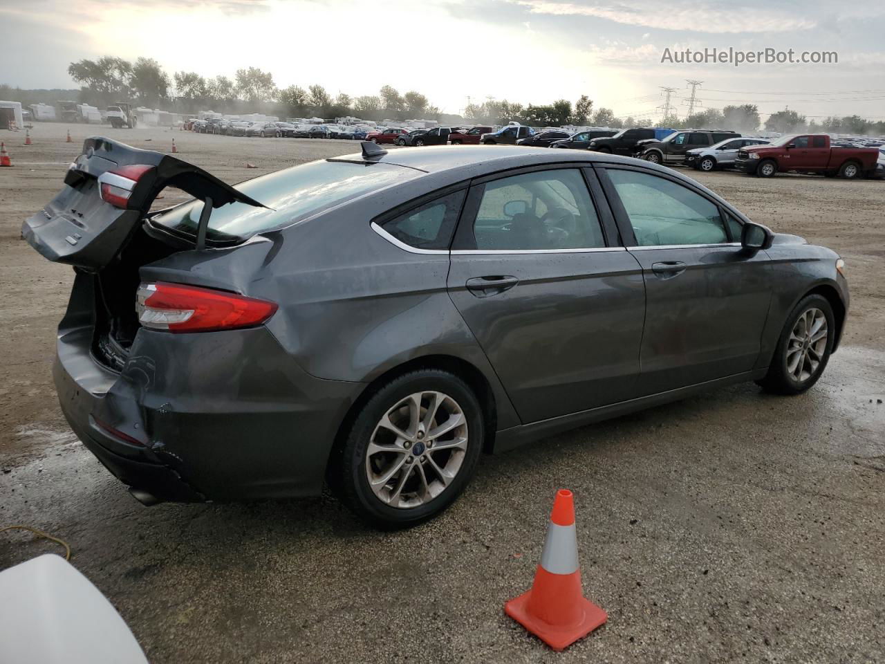 2020 Ford Fusion Se Gray vin: 3FA6P0HD8LR162546