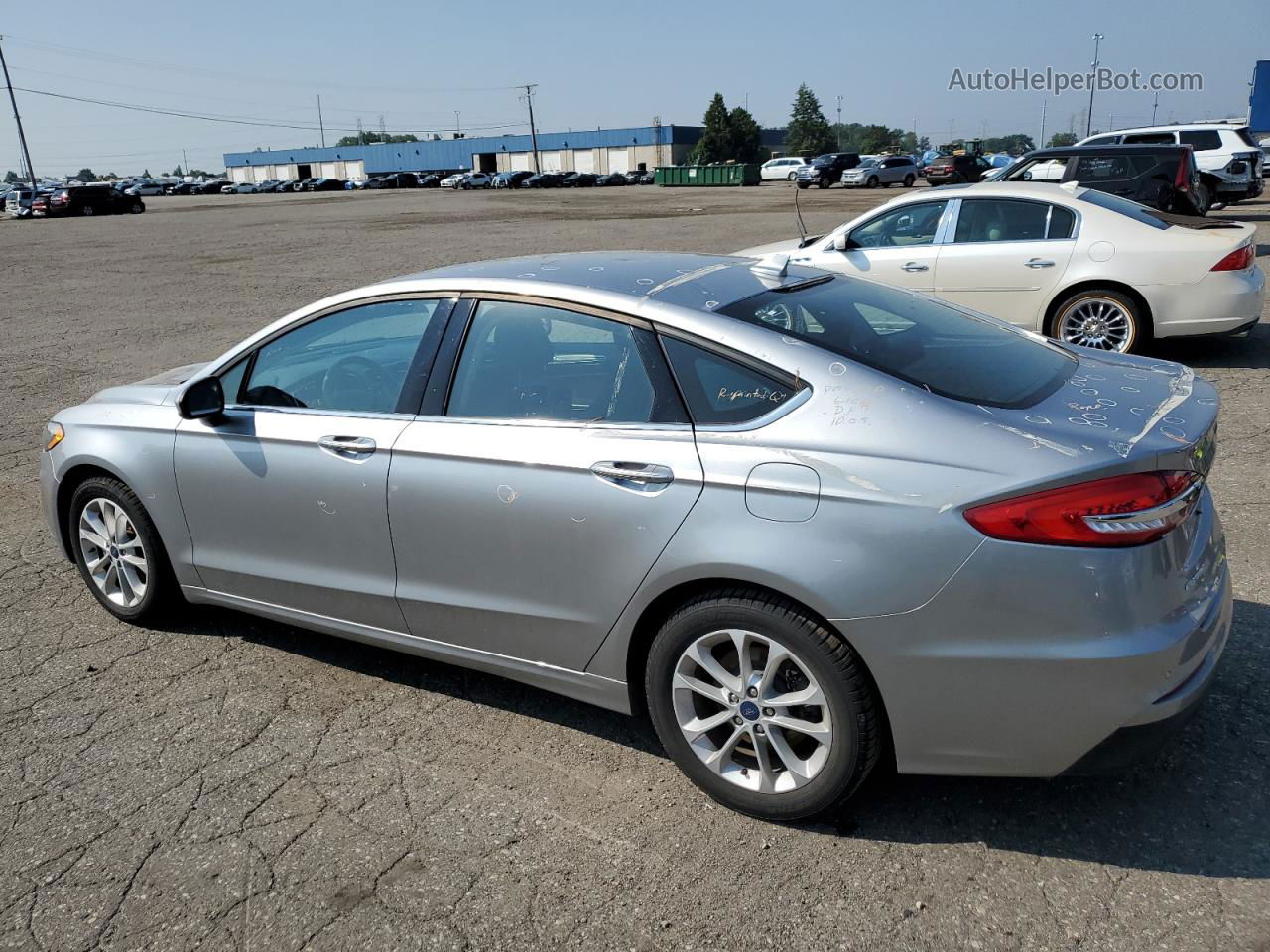 2020 Ford Fusion Se Серебряный vin: 3FA6P0HD8LR166497