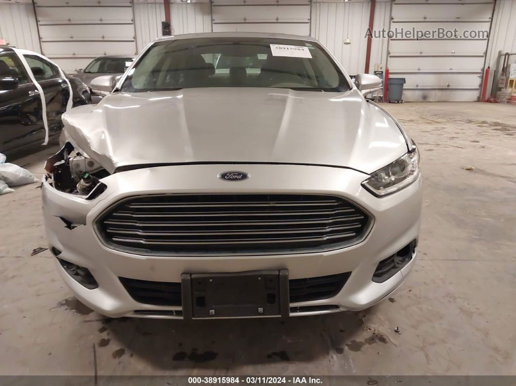 2016 Ford Fusion Se Серебряный vin: 3FA6P0HD9GR158866