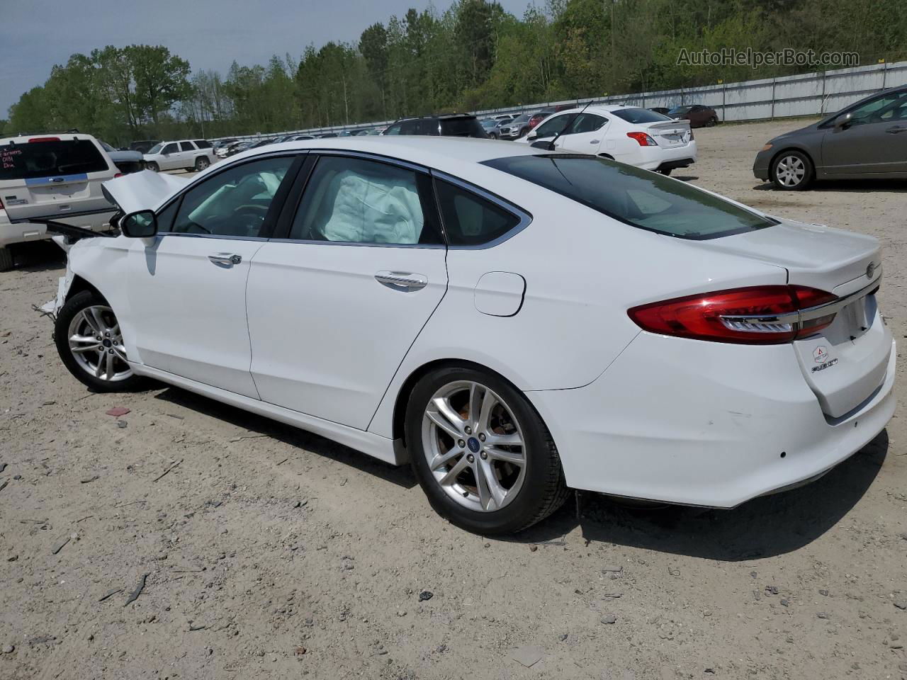 2018 Ford Fusion Se White vin: 3FA6P0HD9JR151732