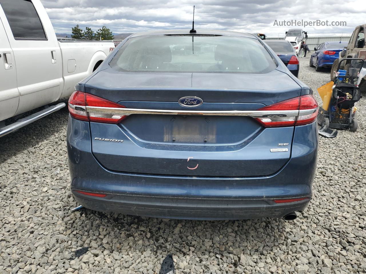 2018 Ford Fusion Se Синий vin: 3FA6P0HD9JR181135