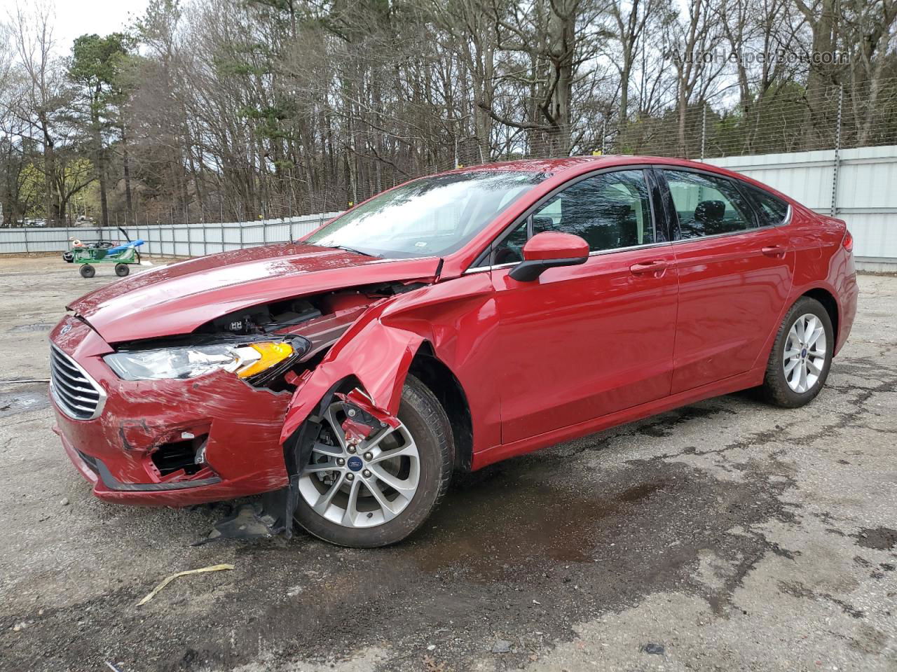 2020 Ford Fusion Se Красный vin: 3FA6P0HD9LR102873