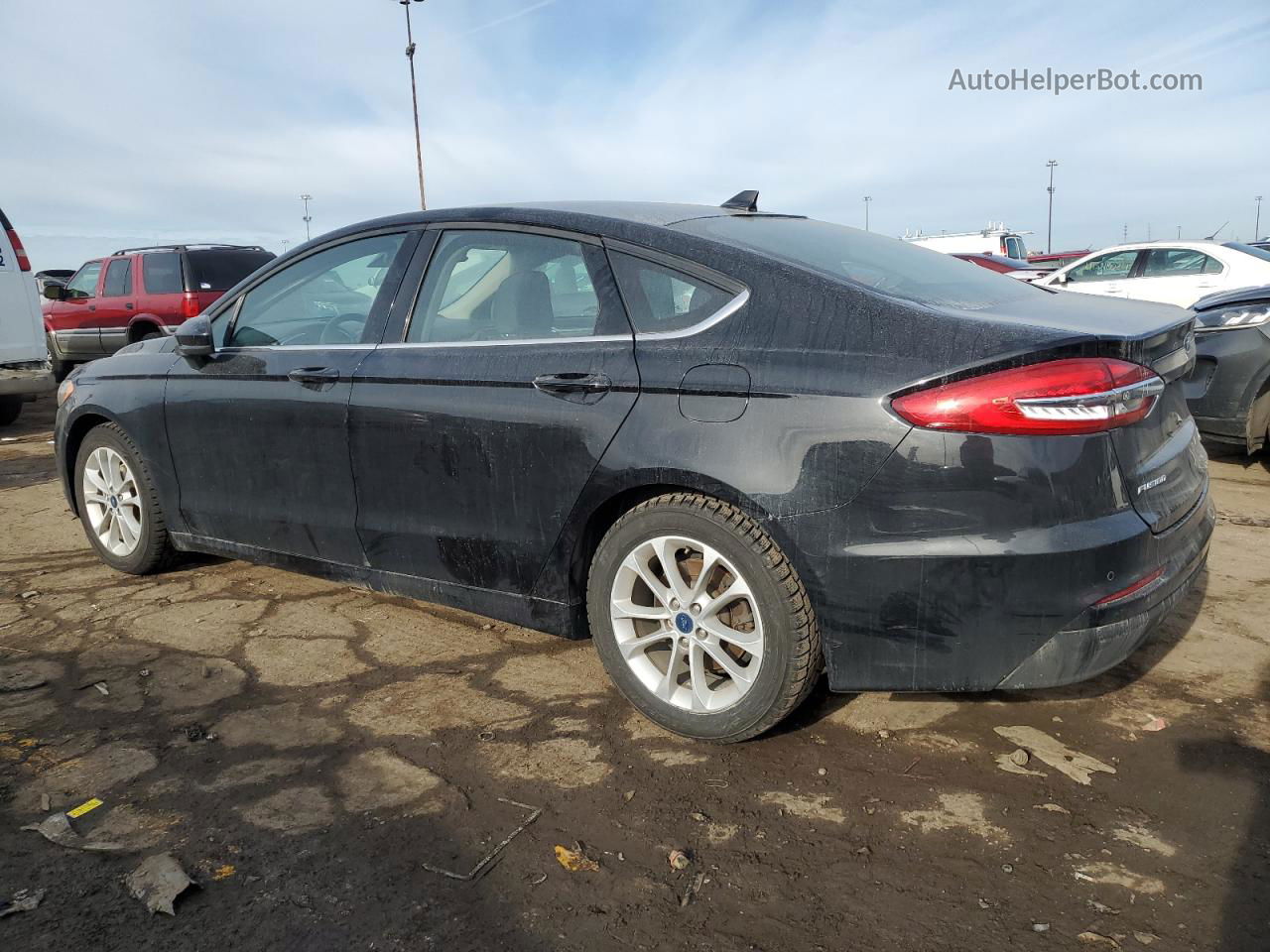 2020 Ford Fusion Se Черный vin: 3FA6P0HD9LR226903