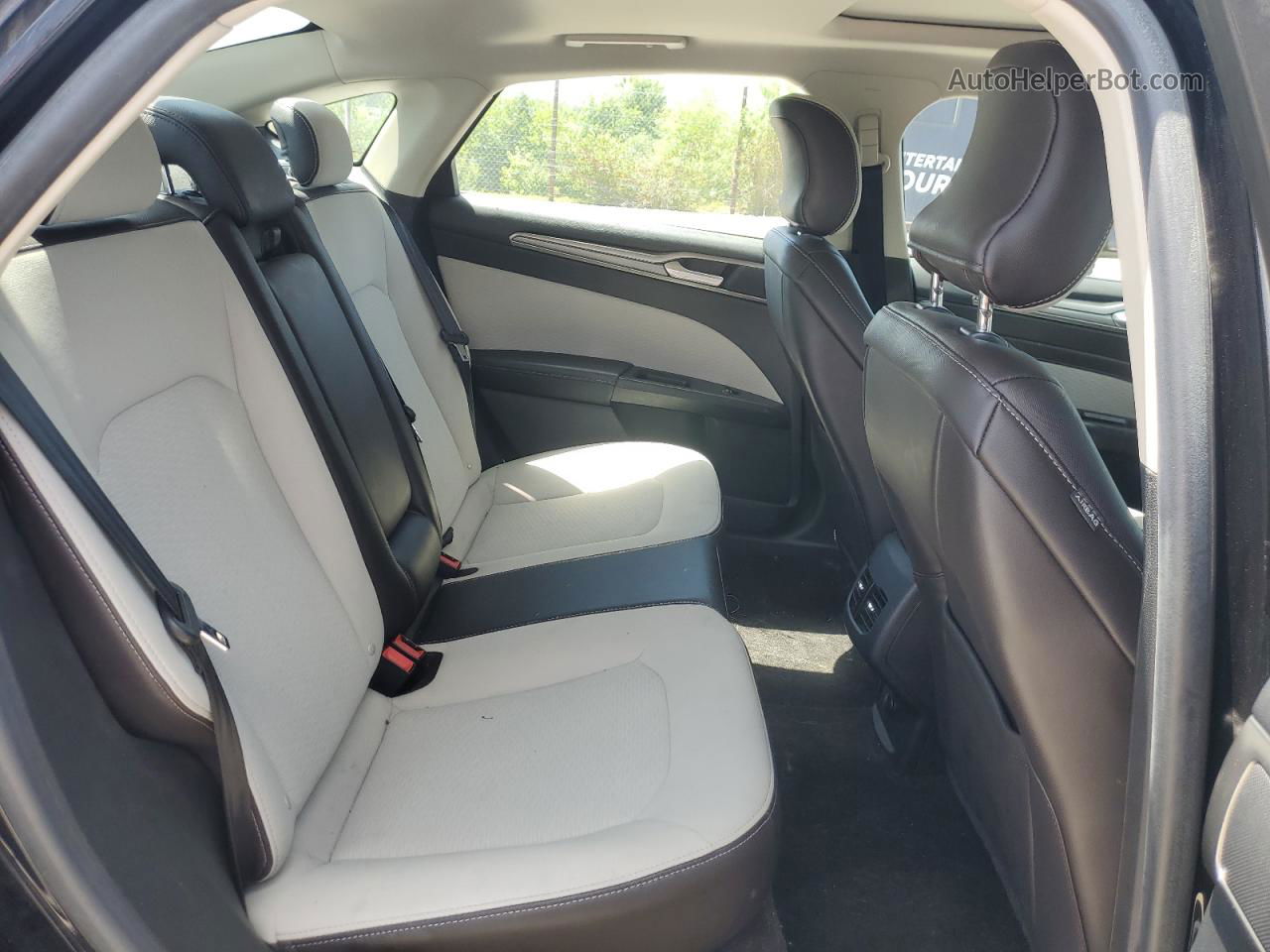 2019 Ford Fusion Se Black vin: 3FA6P0HDXKR166466