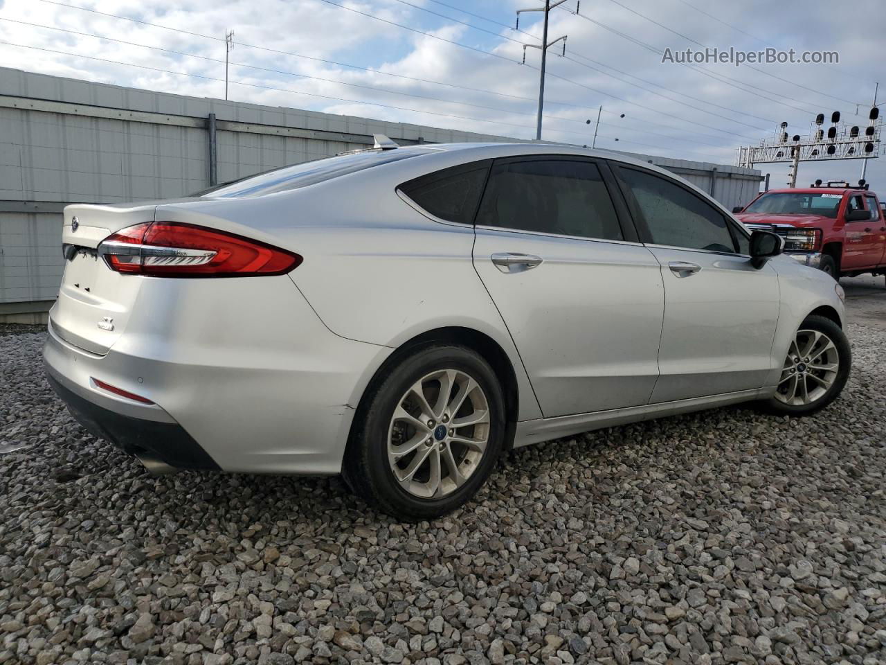 2019 Ford Fusion Se Silver vin: 3FA6P0HDXKR198575