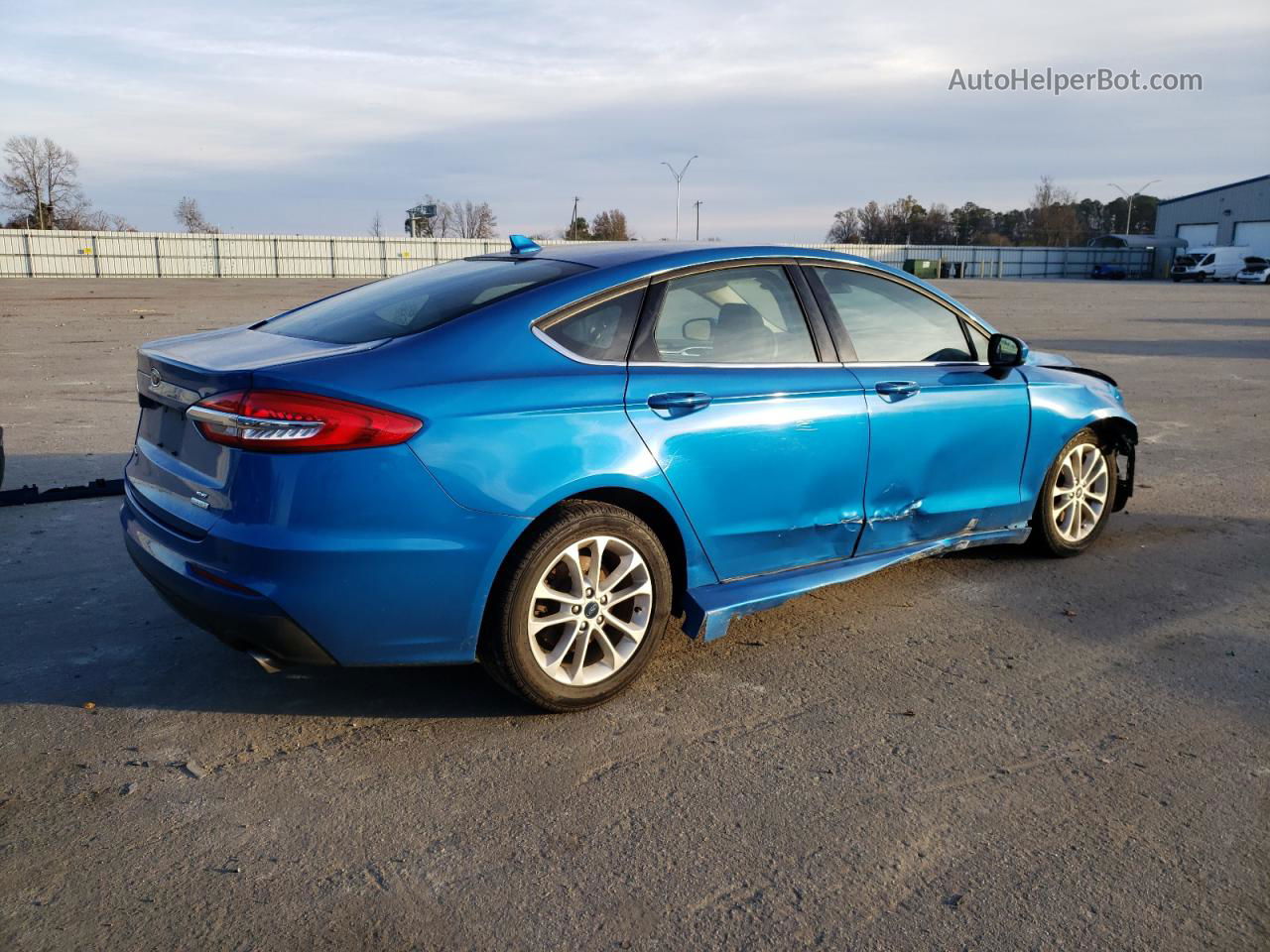 2020 Ford Fusion Se Синий vin: 3FA6P0HDXLR159664