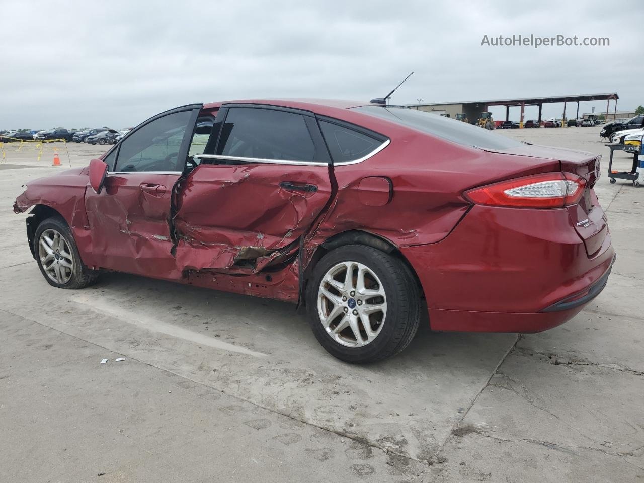 2013 Ford Fusion Se Red vin: 3FA6P0HR9DR339148