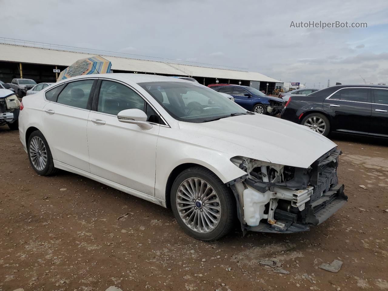 2014 Ford Fusion Titanium Белый vin: 3FA6P0K91ER165165