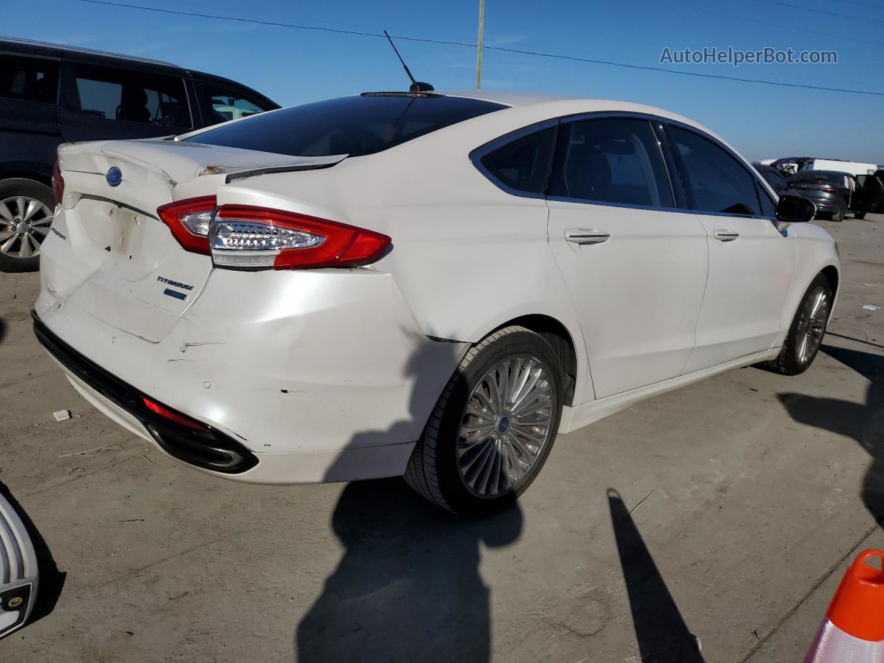 2014 Ford Fusion Titanium White vin: 3FA6P0K92ER344668