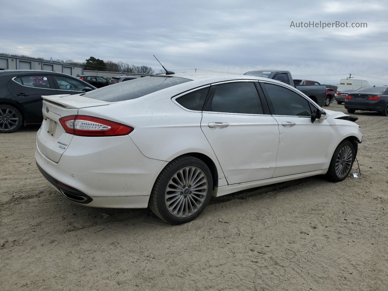 2014 Ford Fusion Titanium White vin: 3FA6P0K94ER323899