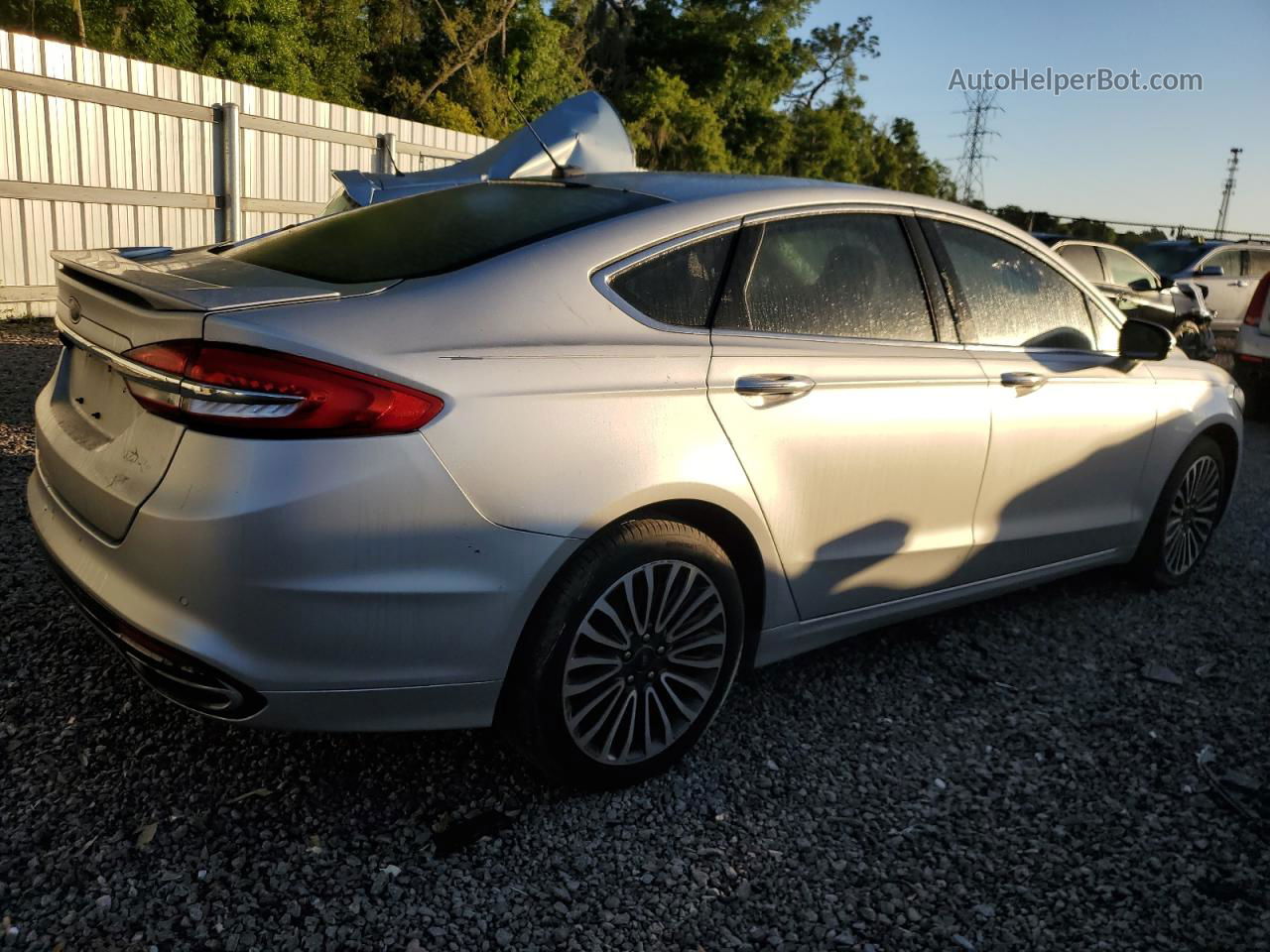 2017 Ford Fusion Titanium Серебряный vin: 3FA6P0K94HR250344