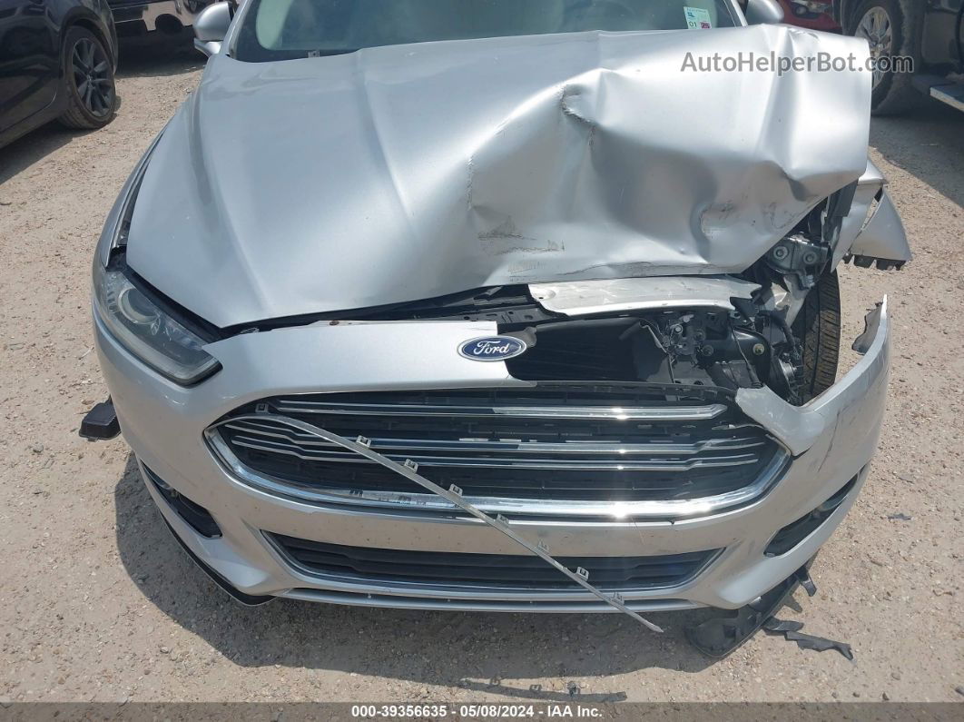 2016 Ford Fusion Titanium Серебряный vin: 3FA6P0K96GR197998