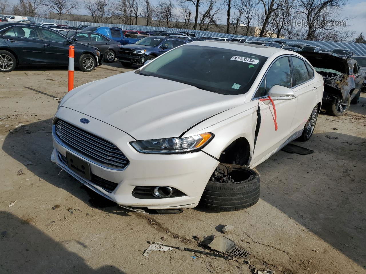 2015 Ford Fusion Titanium Белый vin: 3FA6P0K98FR104672